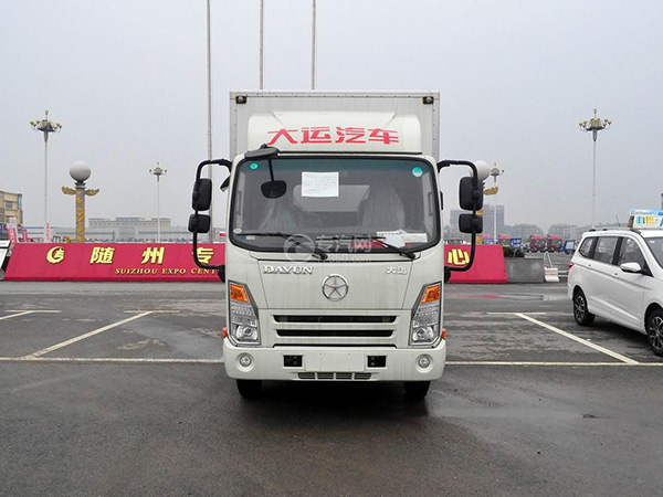 大運(yùn)4.05米貨廂冷藏車