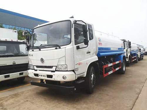 東風(fēng)新款天錦KS灑水車