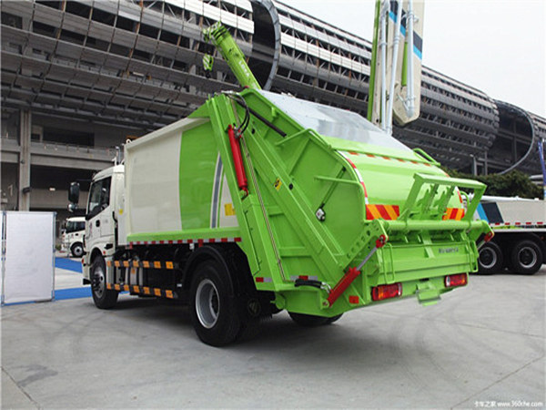 國(guó)五歐曼壓縮式垃圾車