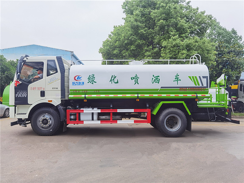 解放14-15噸J6灑水車(chē)