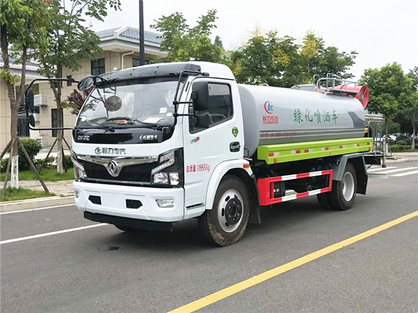 國(guó)六新款東風(fēng)福瑞卡F7霧炮車