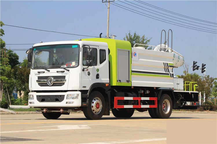 東風(fēng)多利卡D9國(guó)六12噸抑塵車(chē)