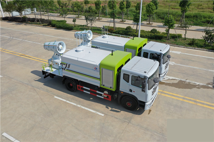 東風(fēng)多利卡D9國(guó)六12噸抑塵車(chē)